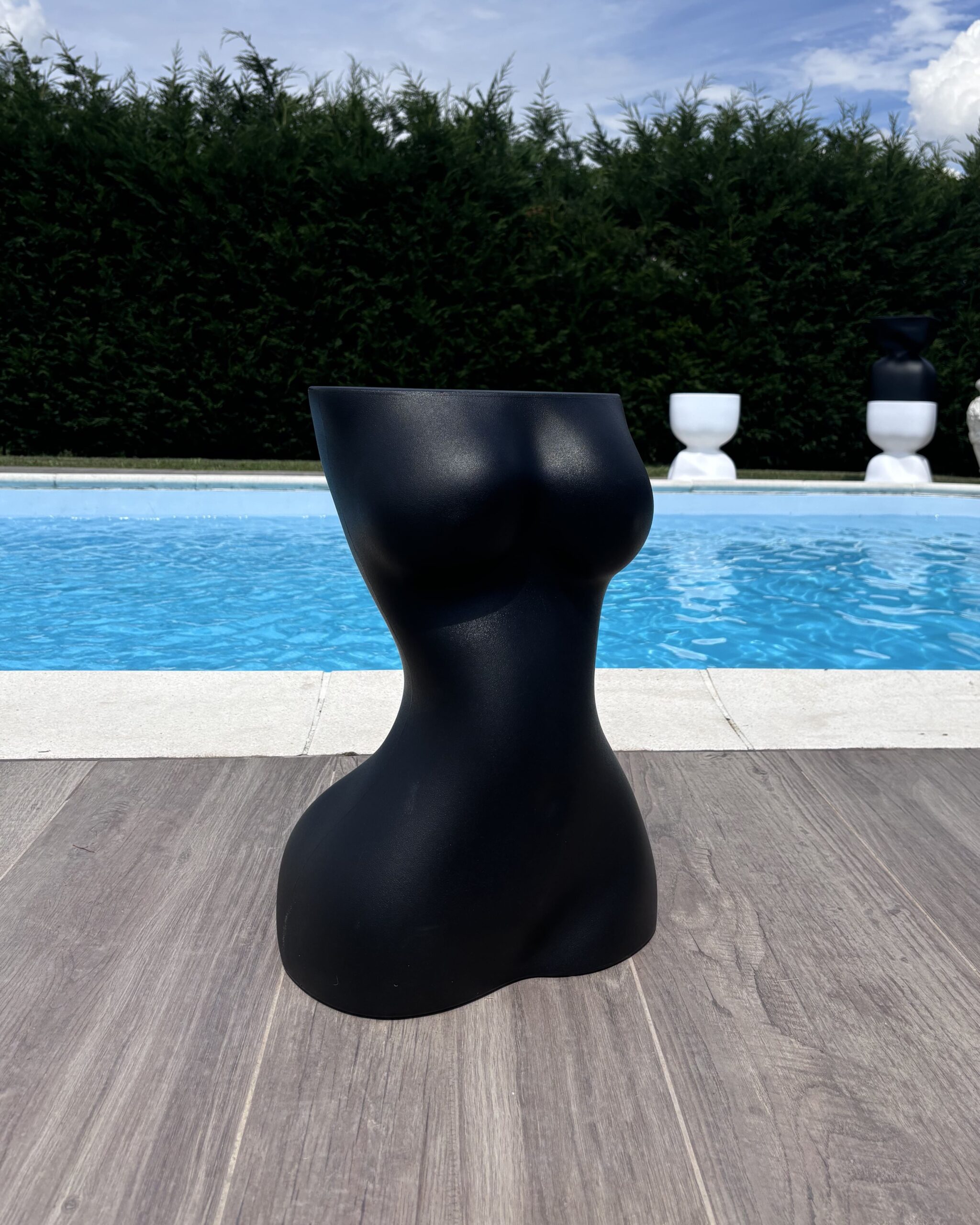 Seduta sgabello a forma di donna